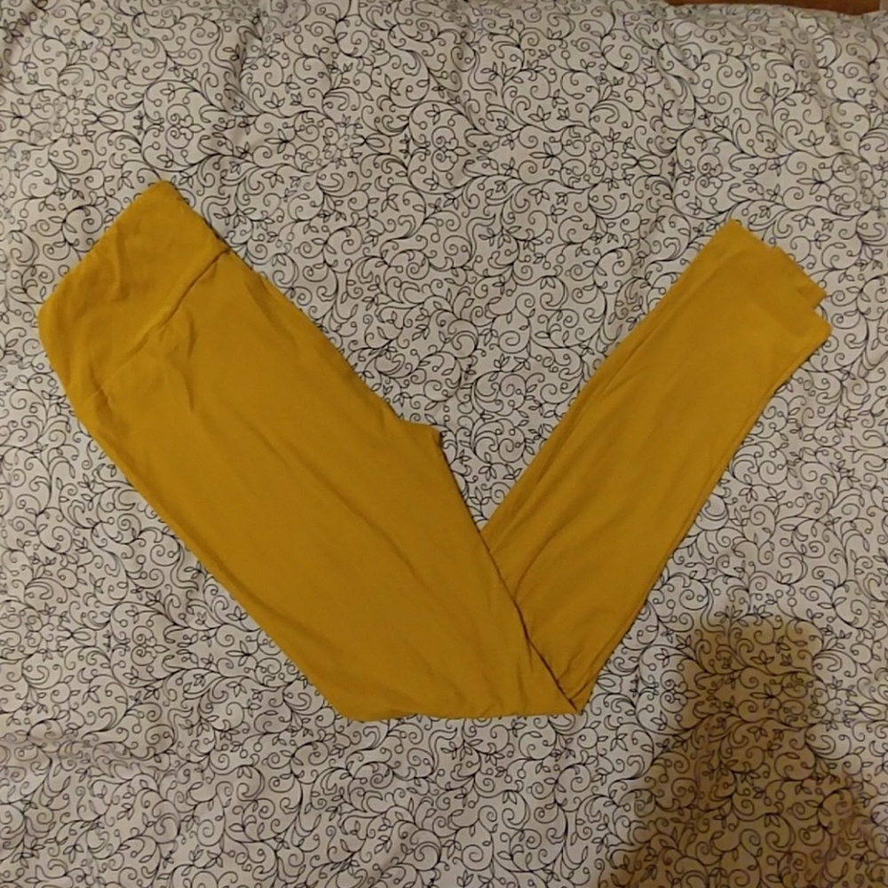 LuLaRoe Yellow Leggings NWOT